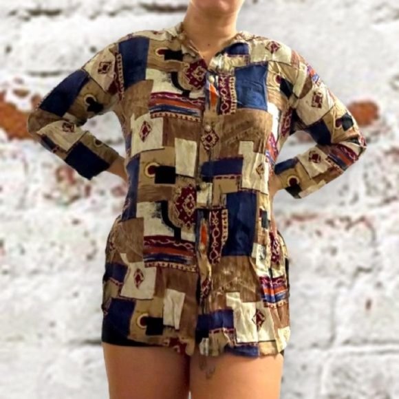 Colorful button up blouse with hood - Picture 7 of 16